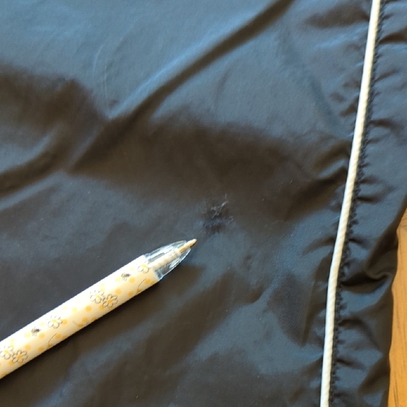 90s/Y2K Reebok Women's Black Swishy Winderbraker Pants with White Pinstripe - Picture 8 of 9